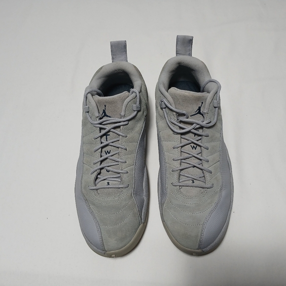 Air Jordon 12 Retro Low In Wolf Grey Sneakers Size Men's 11 - Picture 3 of 14